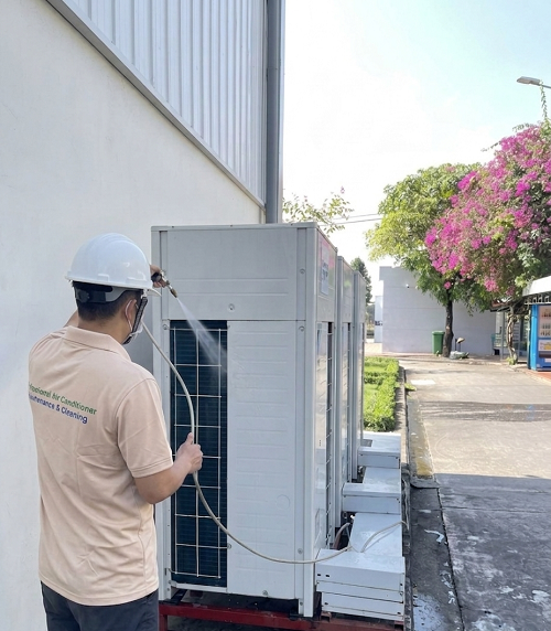 DỊCH VỤ VỆ SINH MÁY LẠNH CHUYÊN SÂU